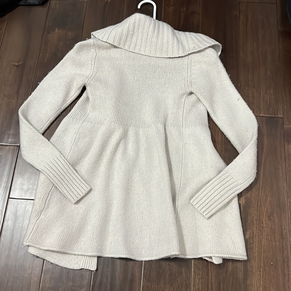 Talula Sweater - Picture 8 of 9